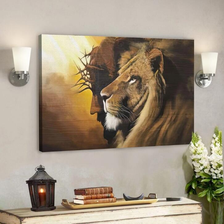 Pictures Of Jesus And The Lion The Living Room Is Decorated With A Canvas Frame The Nordic Porch Painting
