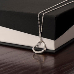 Luxury Delicate Elegance Heart Necklace